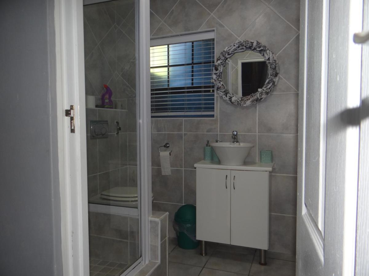 Beach House On 18P Repens Mossel Bay Exterior photo